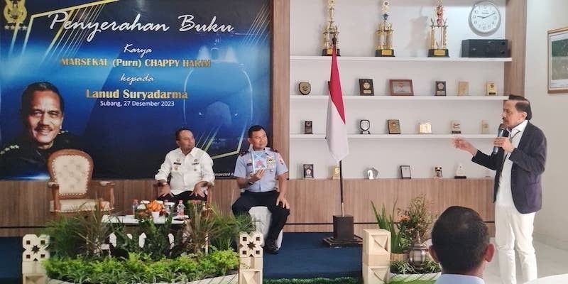 Chappy Hakim Berbagi Pengalaman di Lanud Kalijati