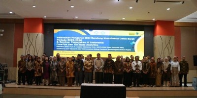 ISEI Jawa Barat Lantik Pengurus Baru, Anggito Dorong Sinergi Ekonomi Daerah